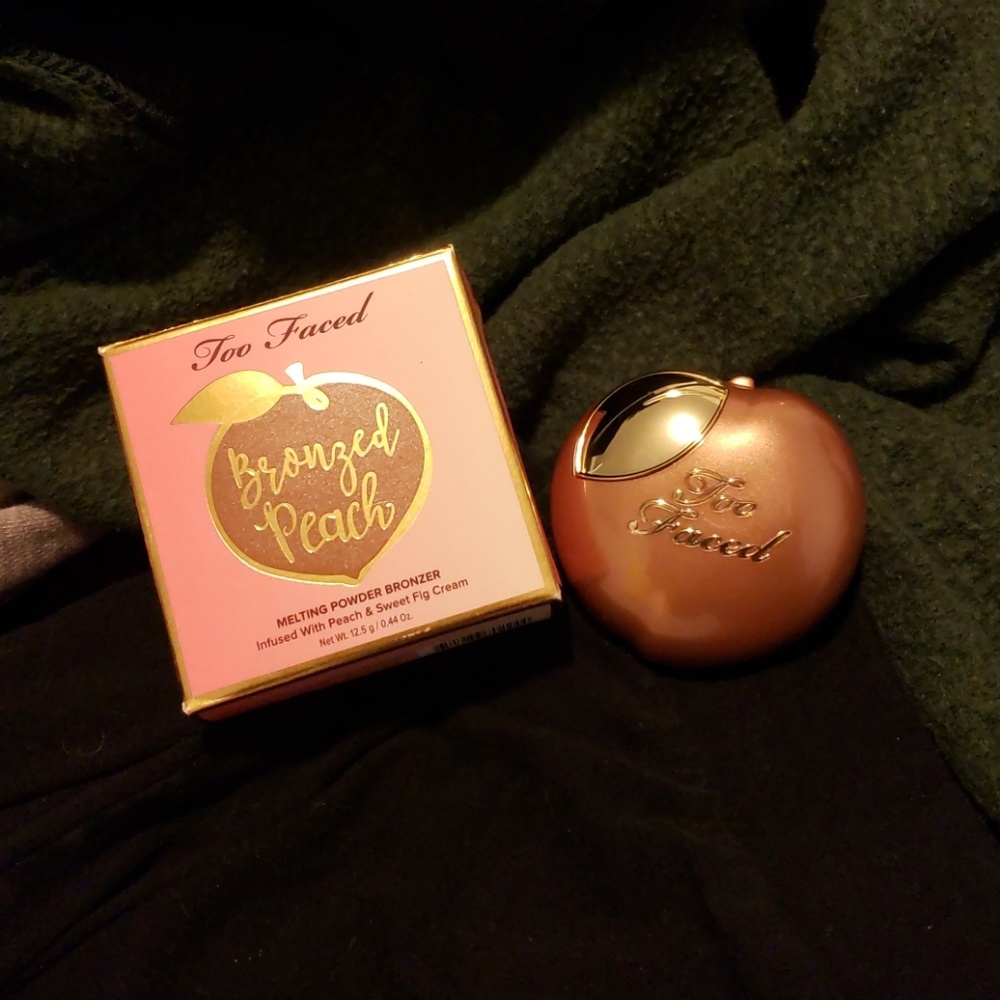Too Faced - Bronzed Peach bronzer in Toasted Peach